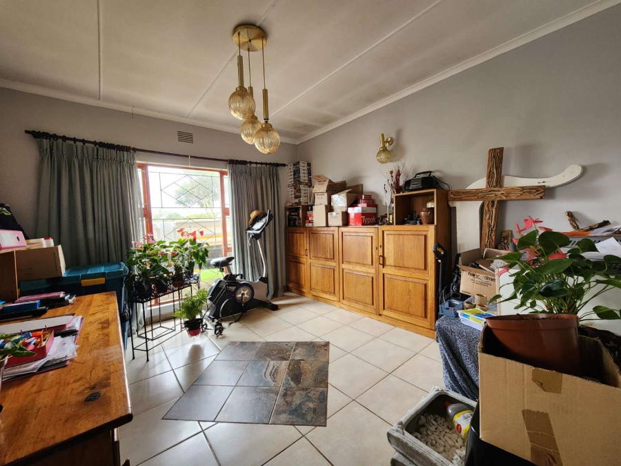 4 Bedroom Property for Sale in Hartenbos Central Western Cape